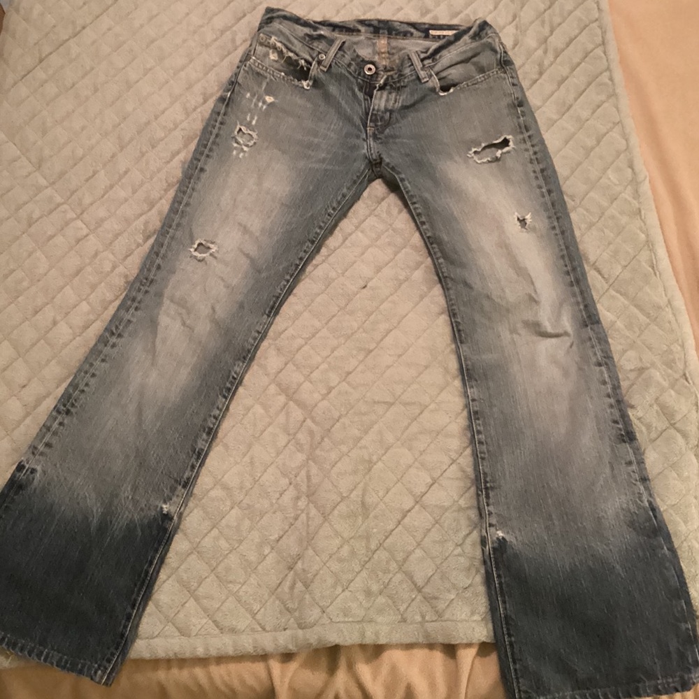 It’s a must have Chip & Pepper Sorority Girl jeans